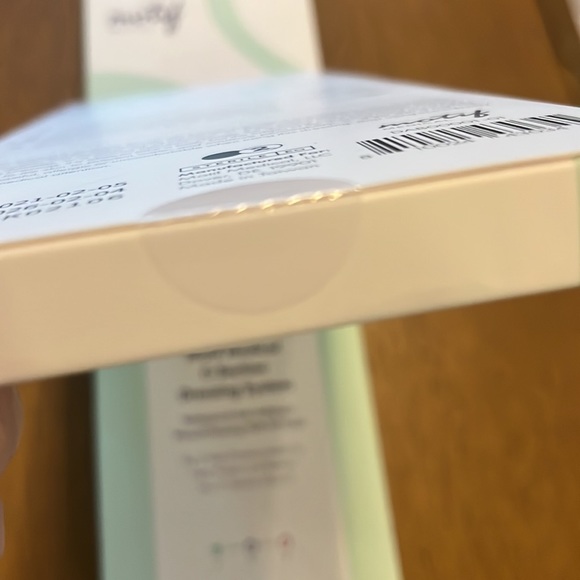 Motif c section post-partum dressing for wound. - Picture 7 of 8